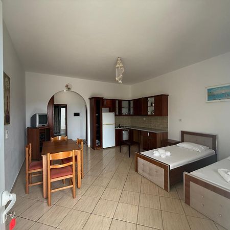Villa Almar Sarandë Exterior foto
